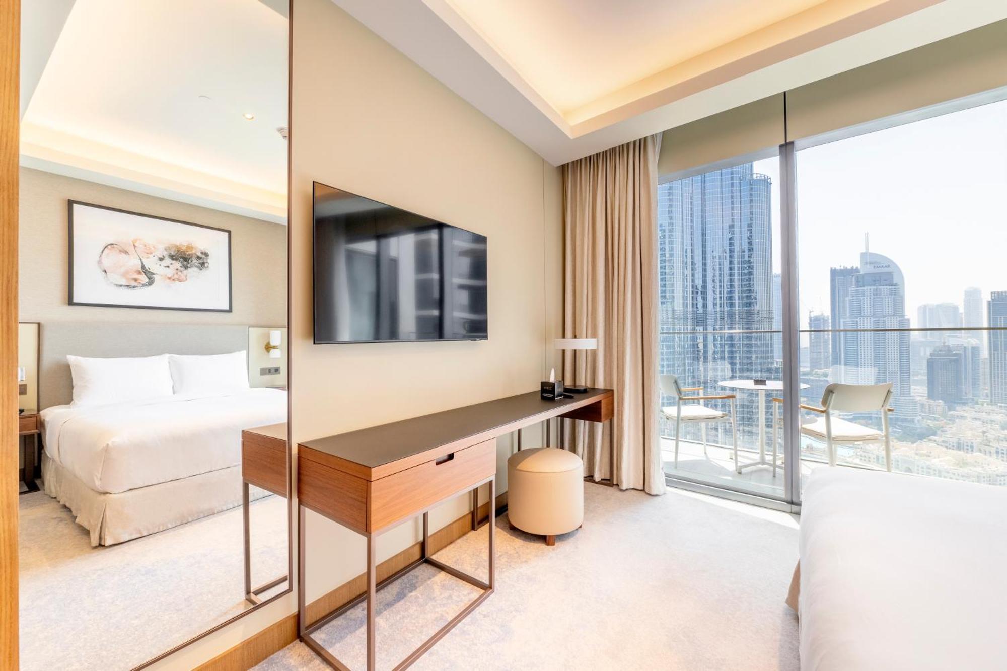 Luxe 3-br In Address Opera With Full Burj View Dubai
