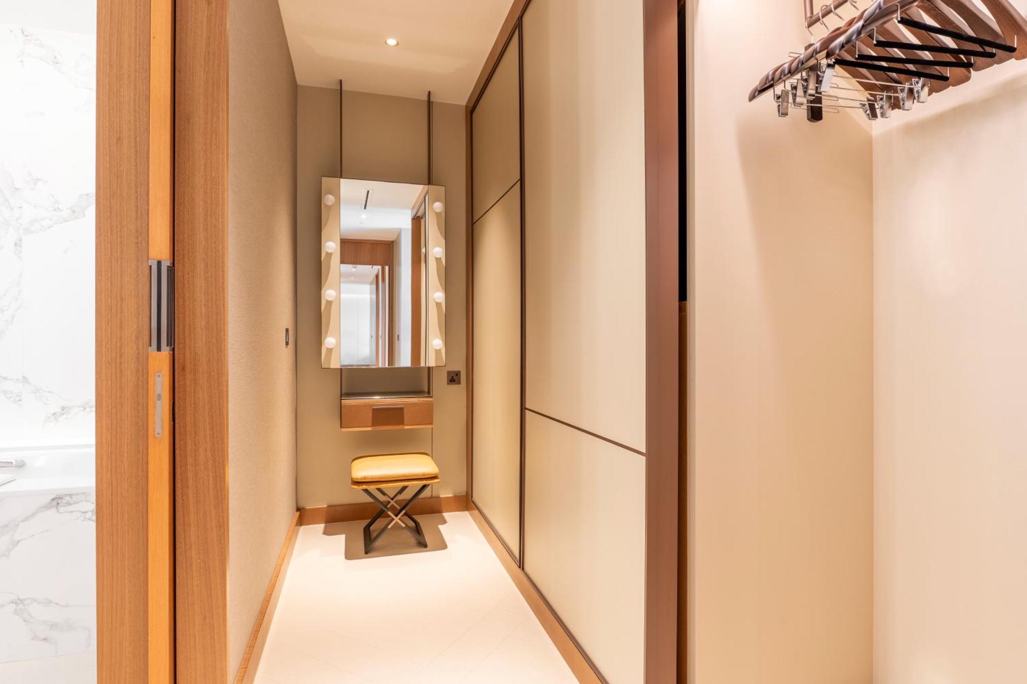 Apartment Luxe 3-br In Address Opera With Full Burj View *