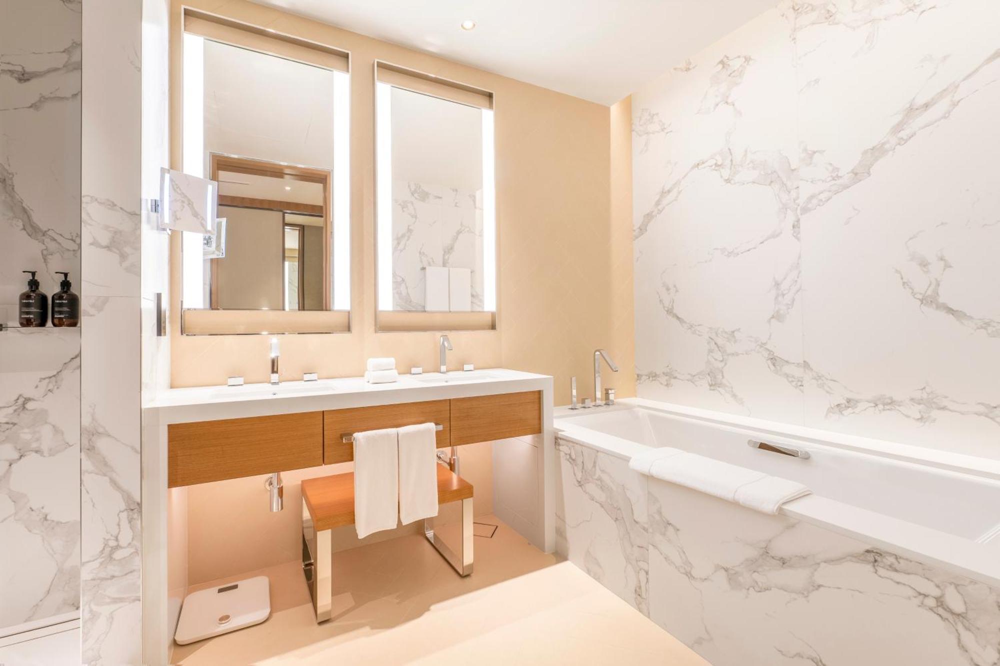 Luxe 3-br In Address Opera With Full Burj View *